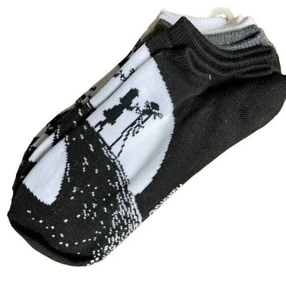 NWT Disney Women’s Teens Ankle Socks 6 Pr Nightmare Before Christmas- Size 6-11 - Picture 3 of 10